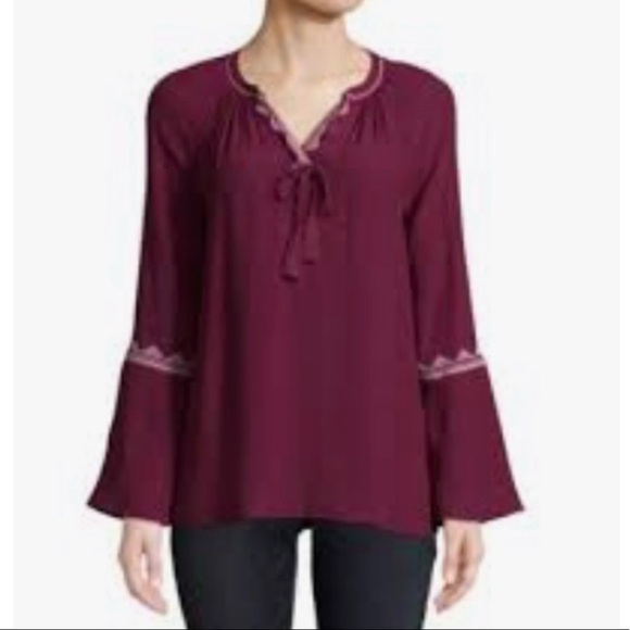 Embroidered Bell sleeves blouse Size XL - Picture 3 of 11